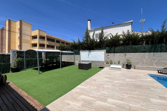 Revente - Villa - Torrevieja - Los altos