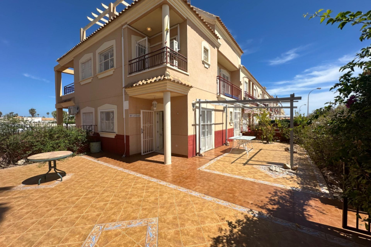 Resale - Townhouse - Orihuela Costa - La Florida