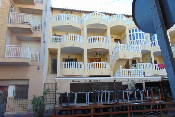 Resale - Townhouse for sale - Torrevieja - Torrevieja Town Centre