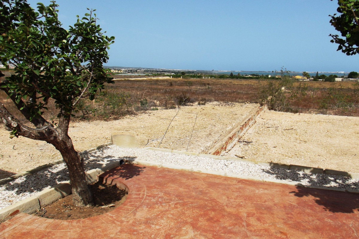 Herverkoop - Villa Te Koop - Los Montesinos - La Herrada