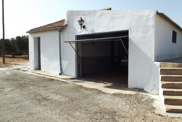 Resale - Villa for sale - Los Montesinos - La Herrada