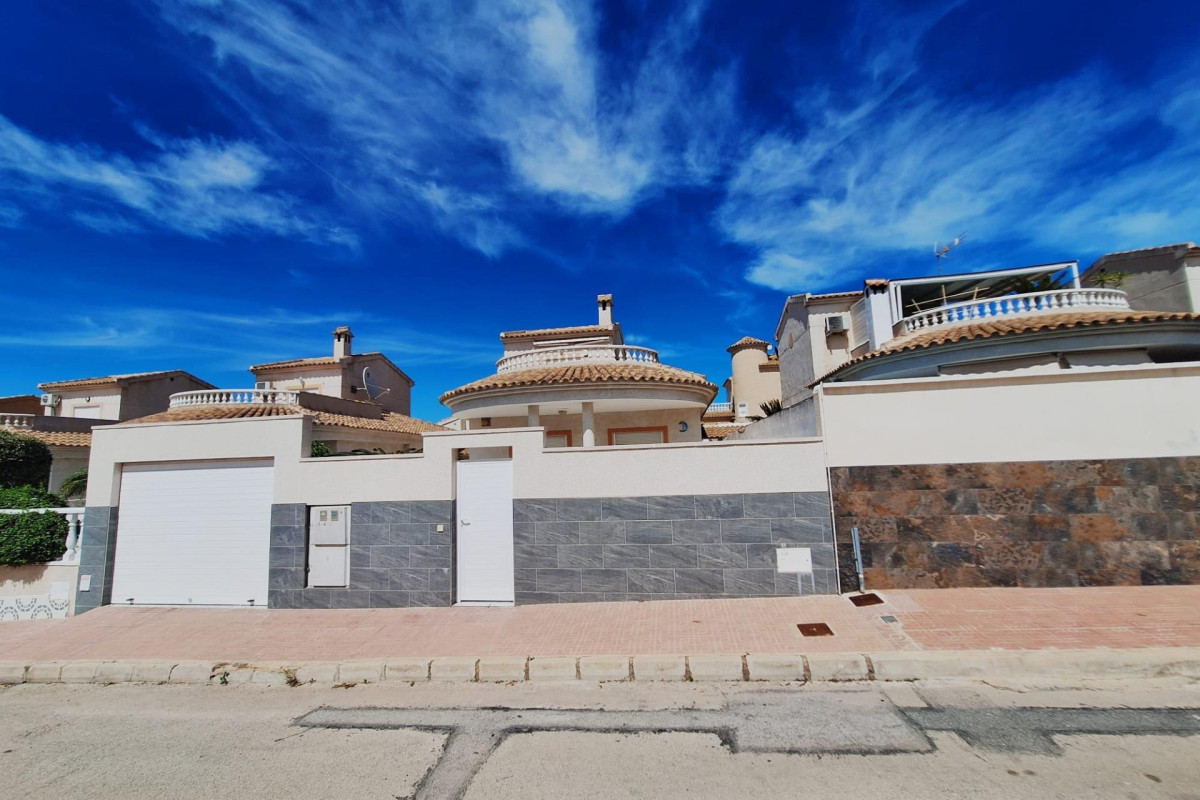 Resale - House - Benijofar - Pueblo