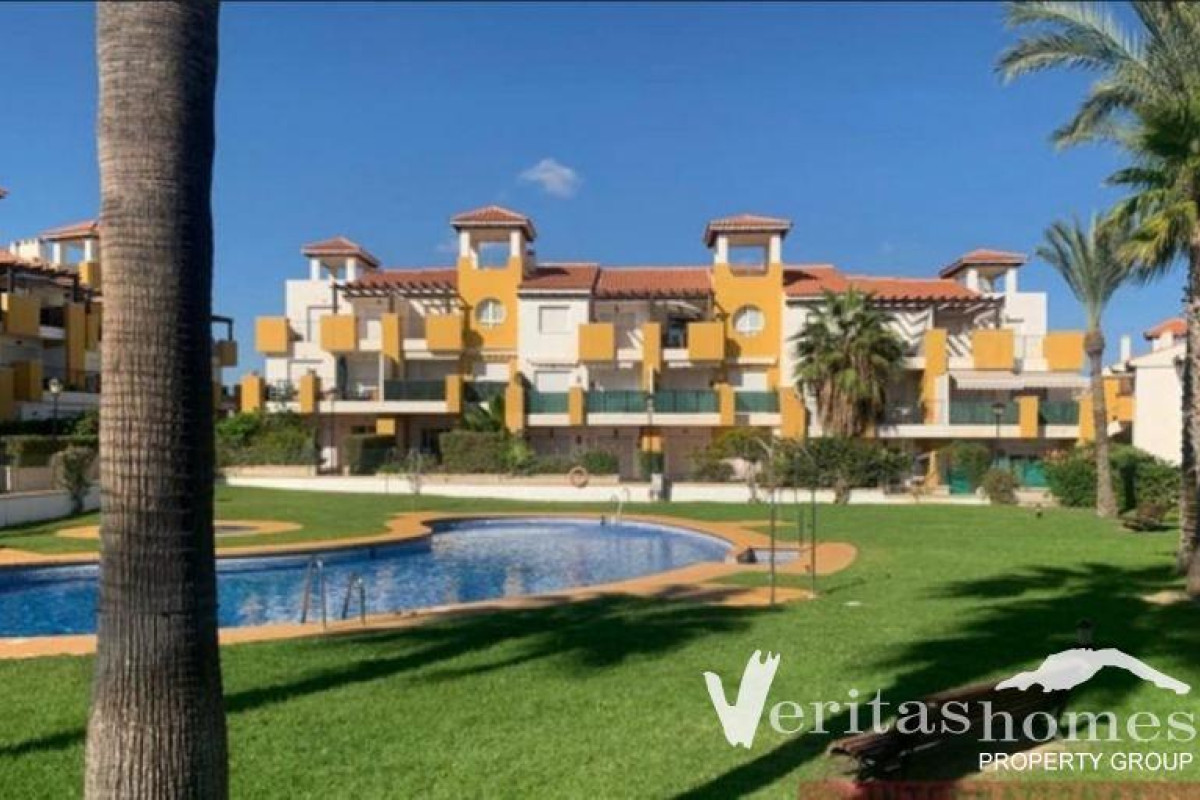 Resale - Apartment  - Vera Playa