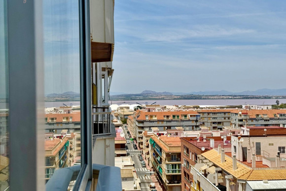 Resale - Apartment  - Torrevieja - Acequion