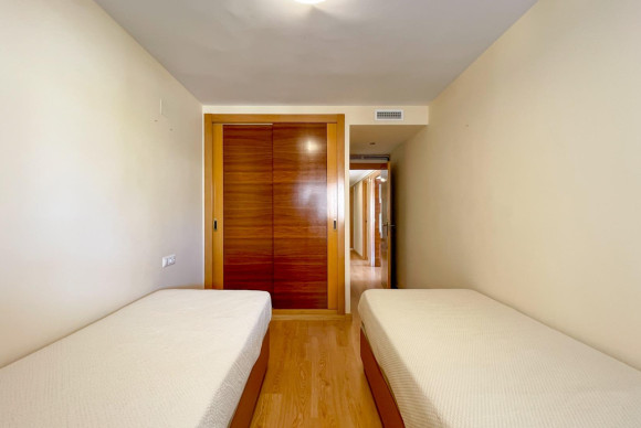 Alquiler a largo plazo - Apartamento / piso - SAN JUAN ALICANTE - Campo de golf