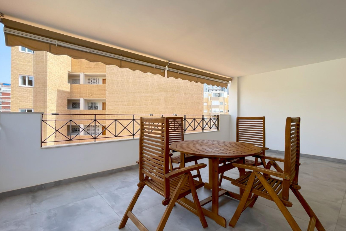 Lange Termijn Verhuur - Appartement  - SAN JUAN ALICANTE - Campo de golf