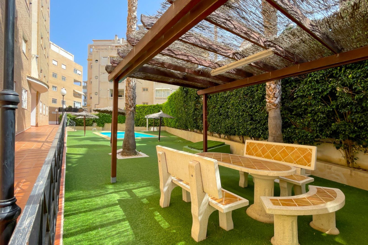 Location à long terme - Appartement - SAN JUAN ALICANTE - Campo de golf