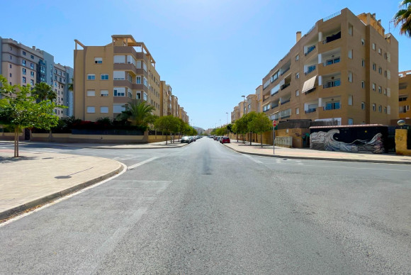 Location à long terme - Appartement - SAN JUAN ALICANTE - Campo de golf