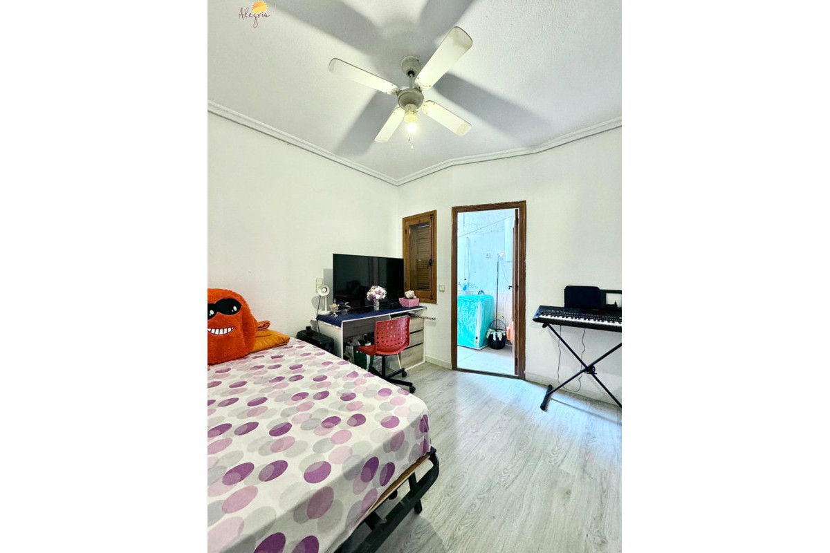 Reventa - Apartamento / piso - Torrevieja - Playa de los locos