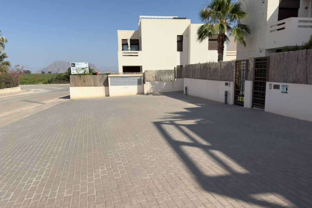 Resale - Apartment  - La Finca Golf