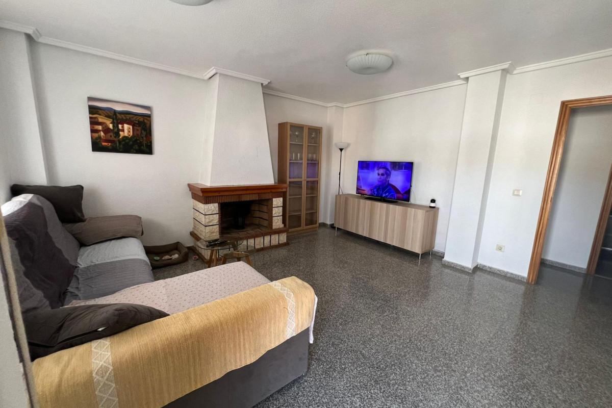 Resale - Flat - Dolores - dolores