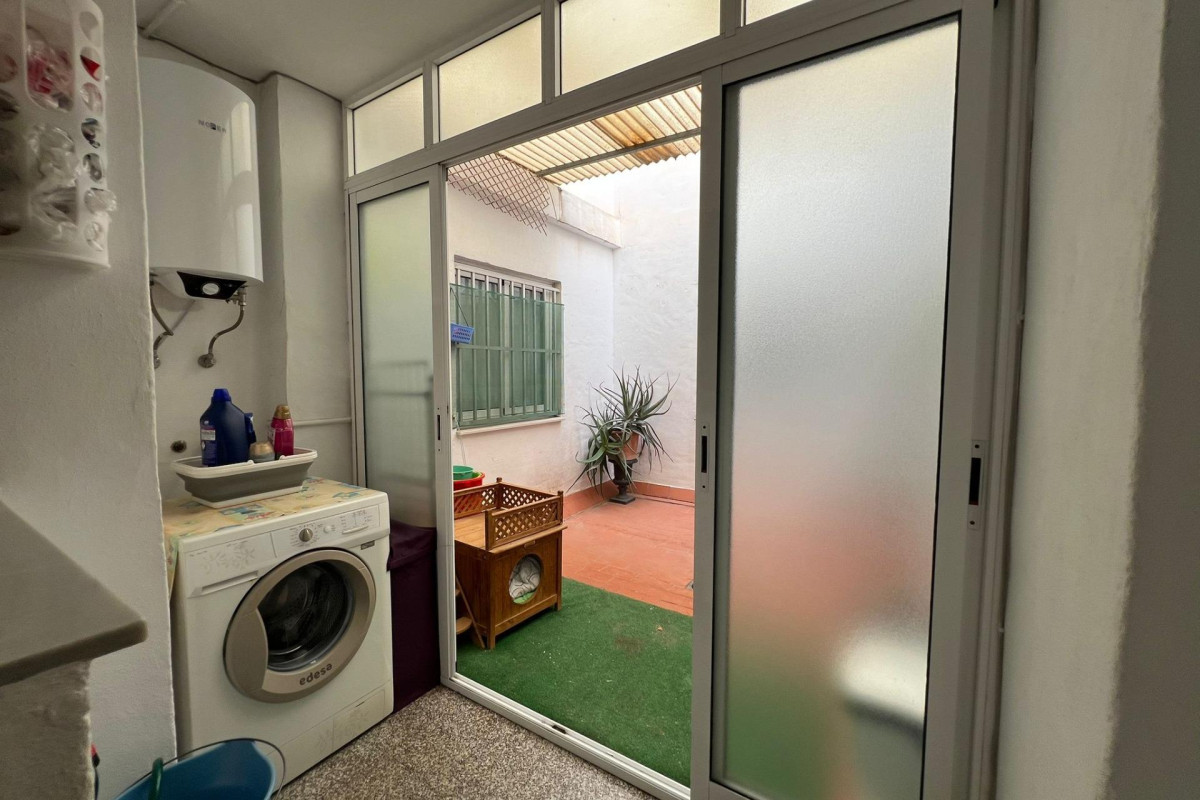 Resale - Flat - Dolores - dolores