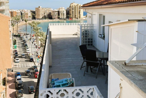 Herverkoop - Appartement  - Torrevieja - Paseo maritimo