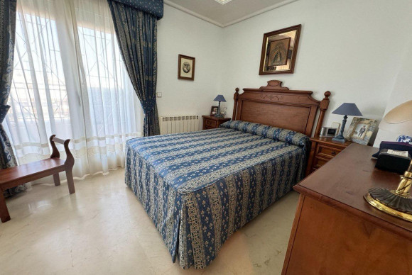 Herverkoop - Appartement  - Torrevieja - Paseo maritimo