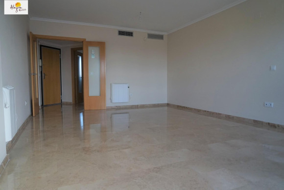 Reventa - Apartamento / piso - Valencia - Campanar