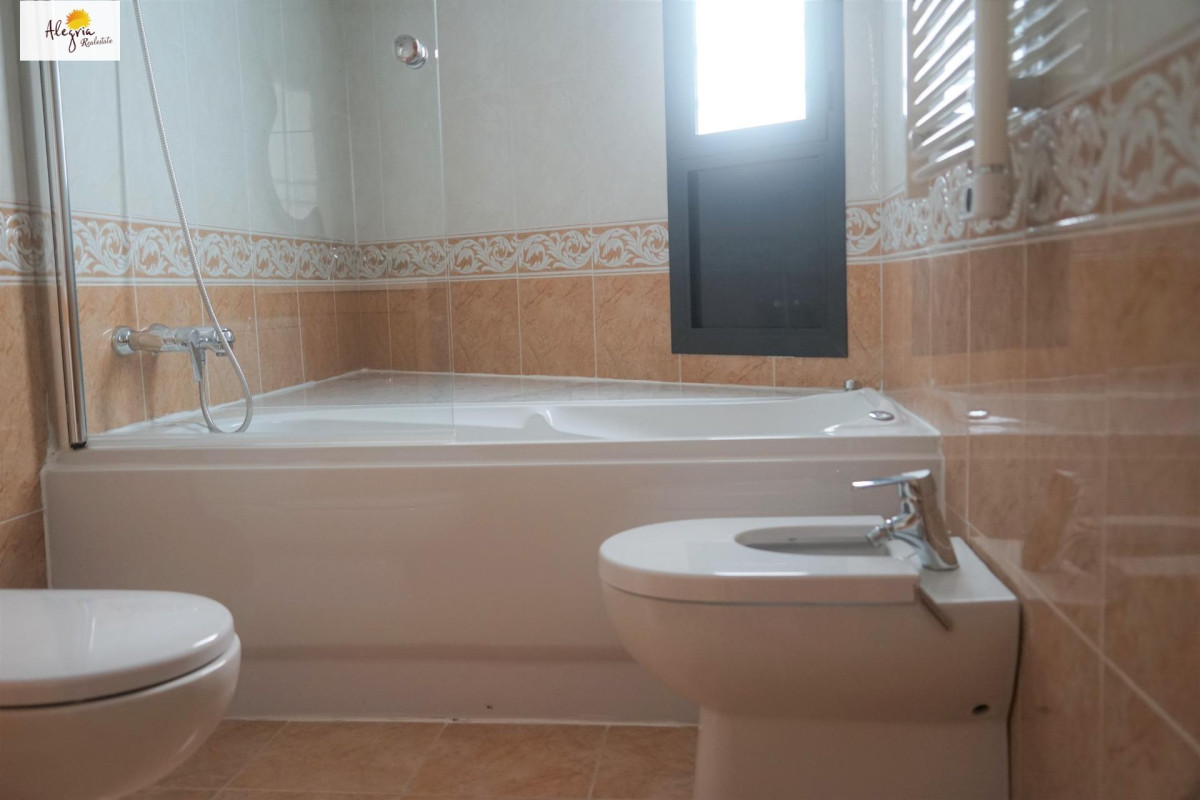 Resale - Apartment  - Valencia - Campanar