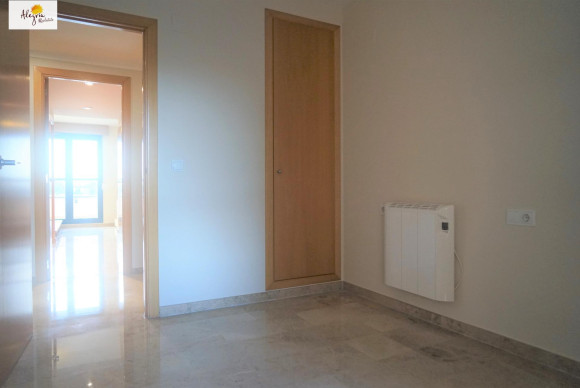 Resale - Apartment  - Valencia - Campanar