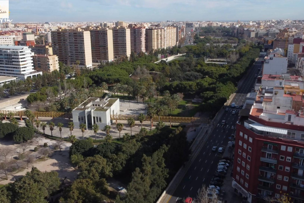 Revente - Appartement - Valencia - Campanar