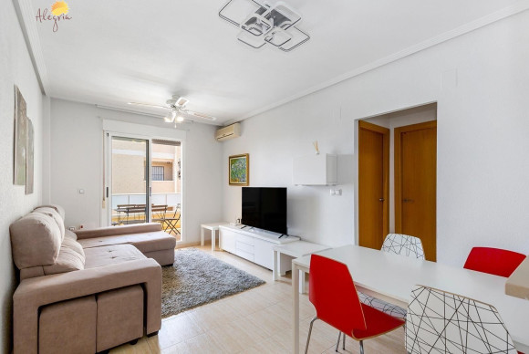 Reventa - Apartamento / piso - Torrevieja - Aguas nuevas 1