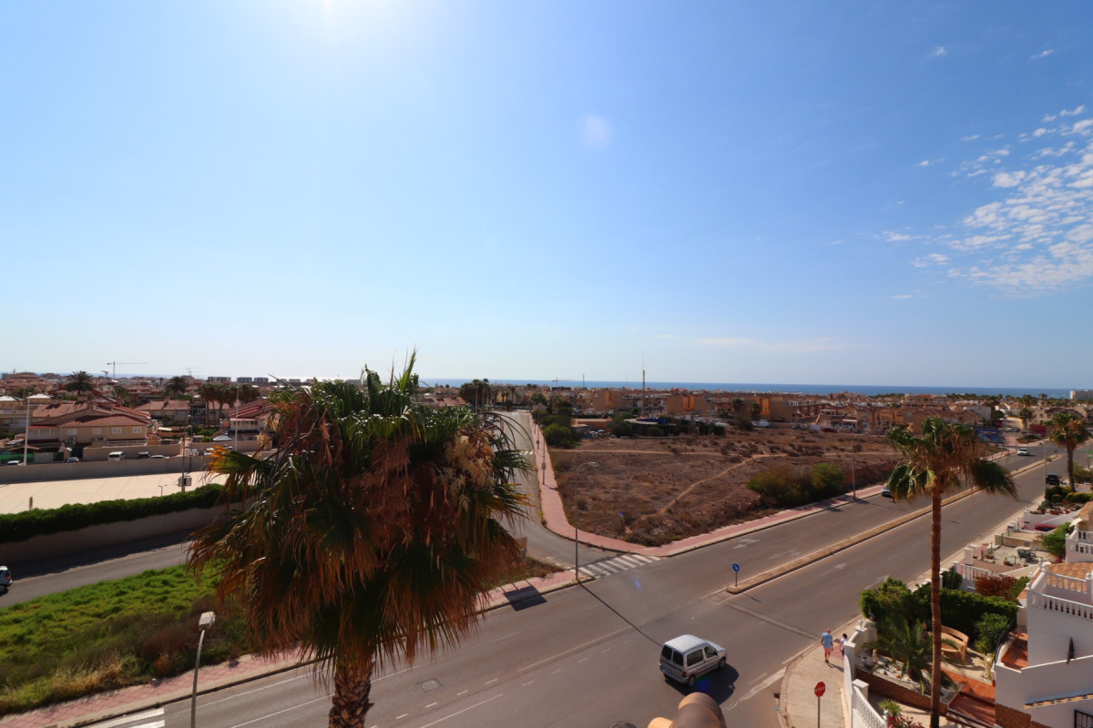 Resale - Apartment  - Orihuela Costa - Playa Flamenca