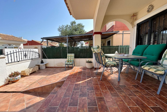 Resale - Villa - Torrevieja - Aguas nuevas 2