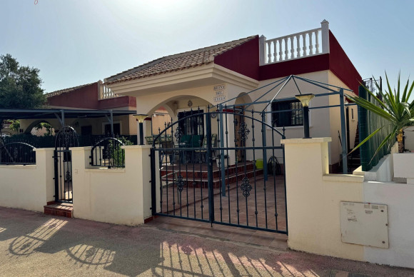 Resale - Villa - Torrevieja - Aguas nuevas 2