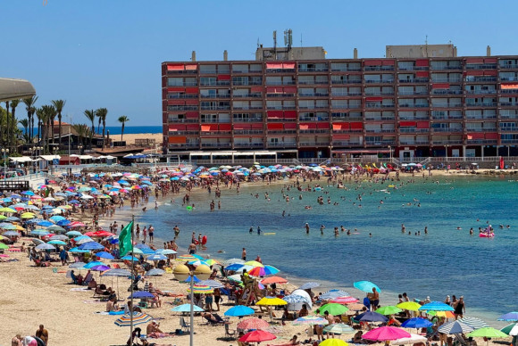 Resale - Apartment  - Torrevieja - Playa de los locos