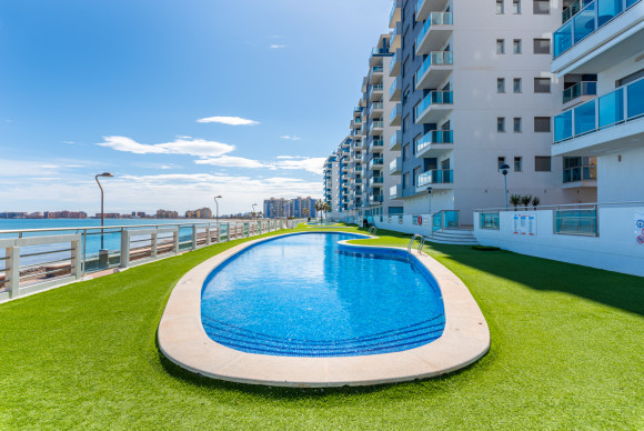 Resale - Apartment  - LA MANGA DEL MAR MENOR - La Manga