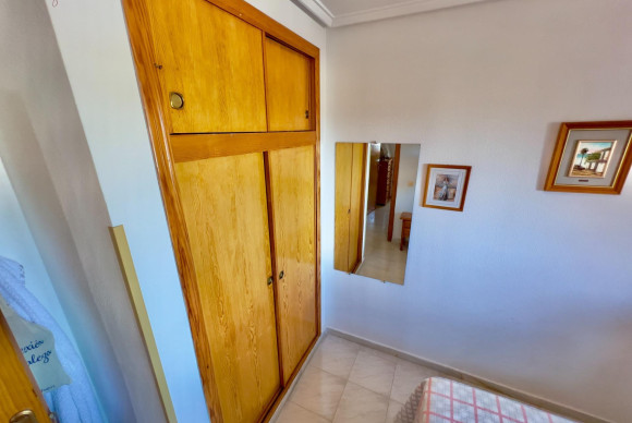 Resale - Apartment  - Torrevieja - La Mata