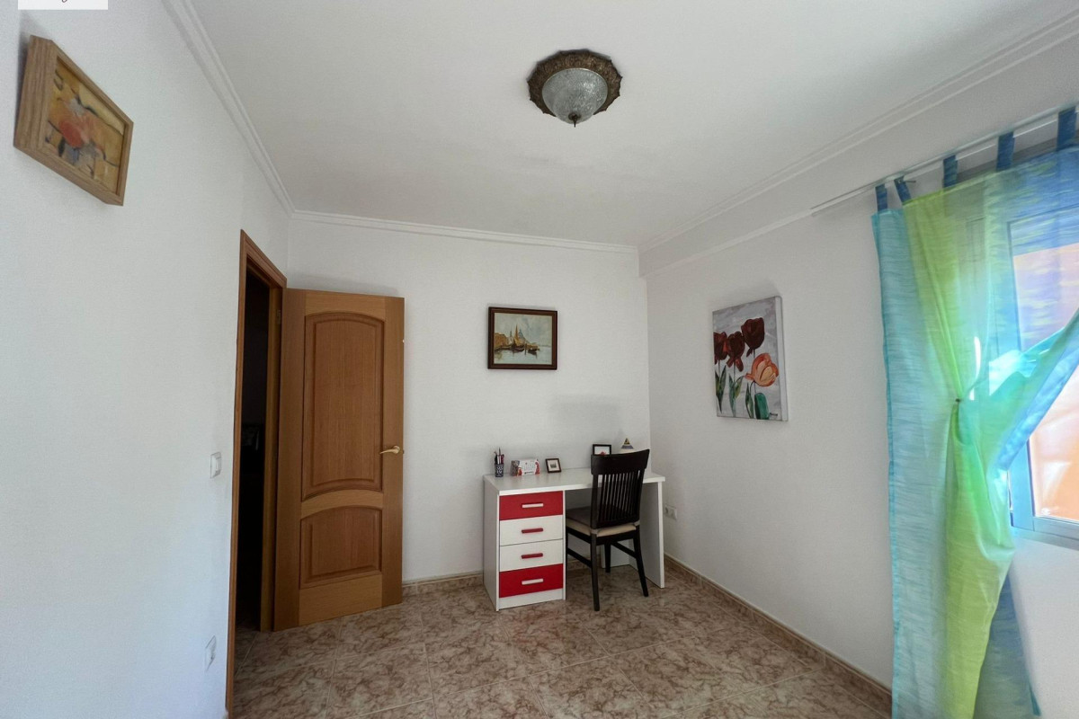 Resale - Apartment  - Valencia - Tres Forques