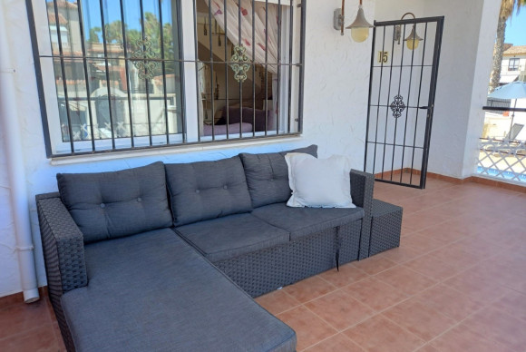 Resale - Semi Detached Villa - Guardamar del Segura - El Raso