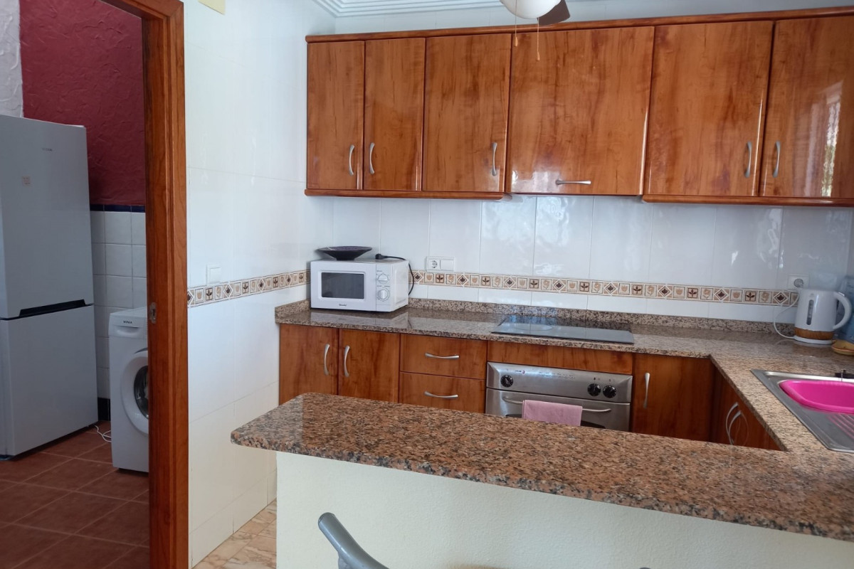 Resale - Semi Detached Villa - Guardamar del Segura - El Raso