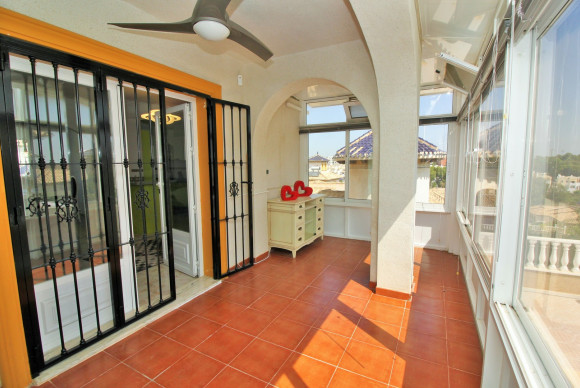 Resale - Villa - Villamartin