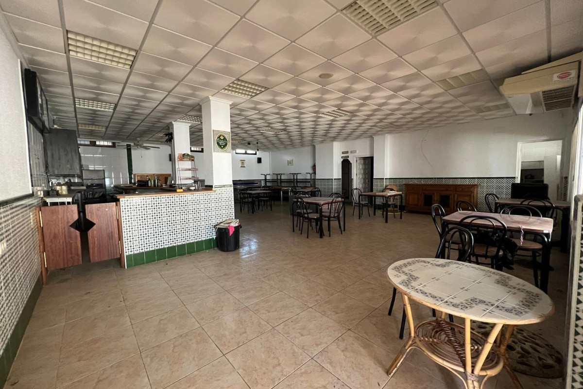 Resale - Commercial Unit - Torrevieja - Cabo cervera