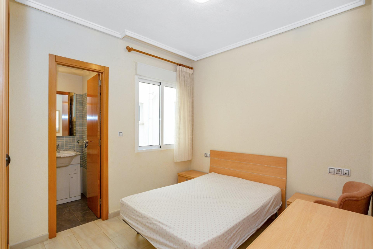 Resale - Flat - Torrevieja - Centro