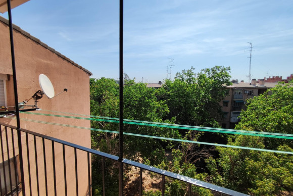 Resale - Apartment  - Madrid - Comillas