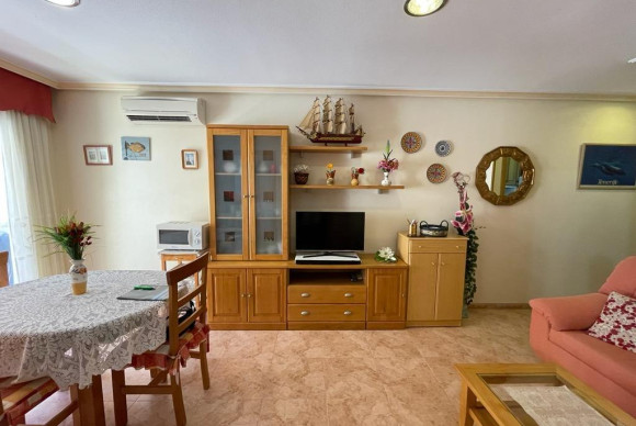 Resale - Apartment  - Torrevieja - Habaneras