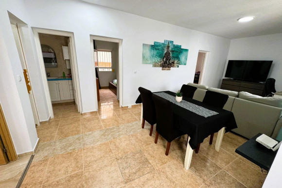 Resale - House - Torrevieja - Las calas