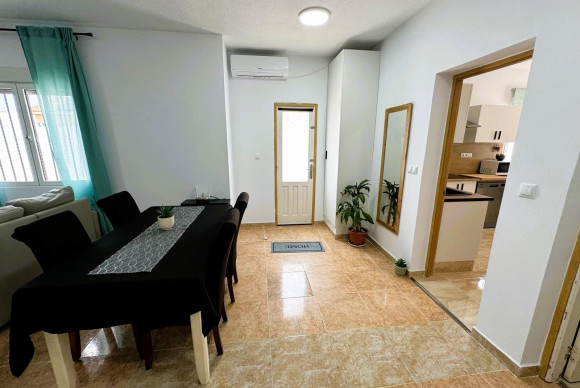 Reventa - House - Torrevieja - Las calas