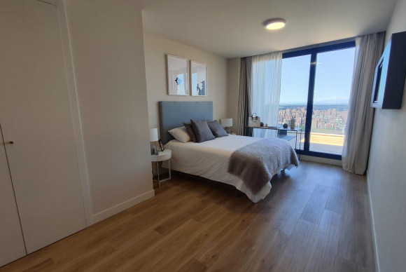 Revente - Appartement - Madrid - Valdeacederas