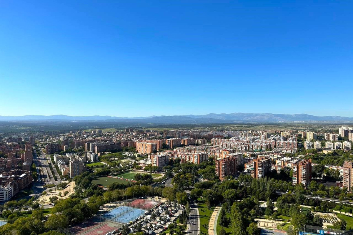 Resale - Apartment  - Madrid - Valdeacederas