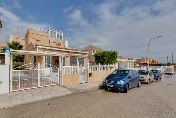 Revente - detached house - San Miguel de Salinas