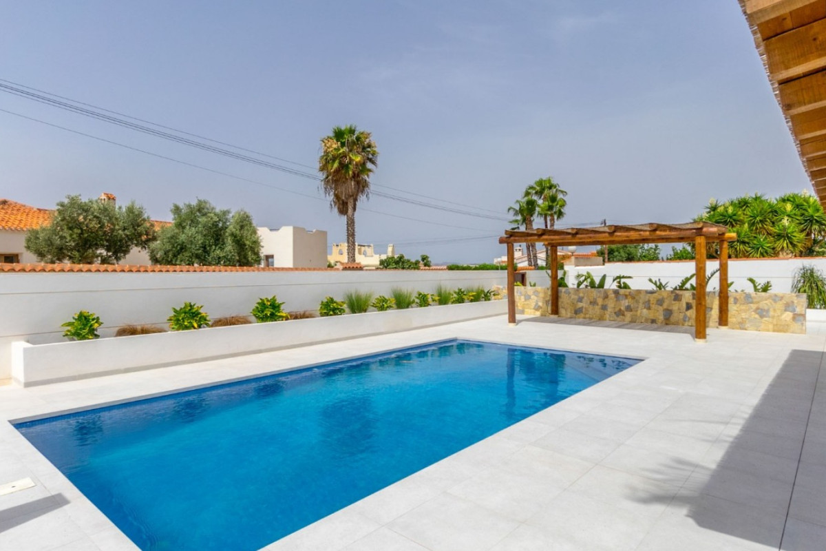 Revente - Detached Villa - Torrevieja - Torreta Florida