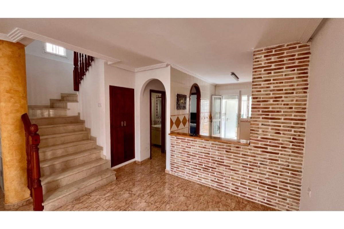 Resale - House - Guardamar del Segura - Guardamar Playa