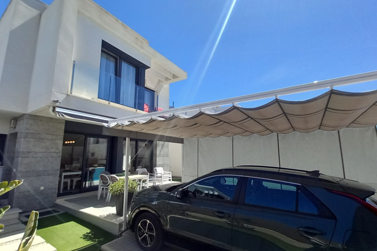 Revente - Semi Detached Villa - Vistabella Golf