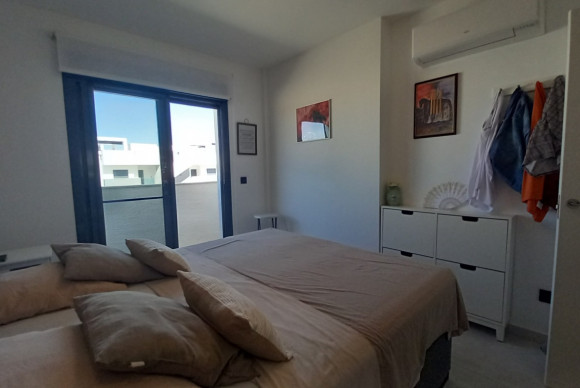 Herverkoop - Appartement  - El Raso