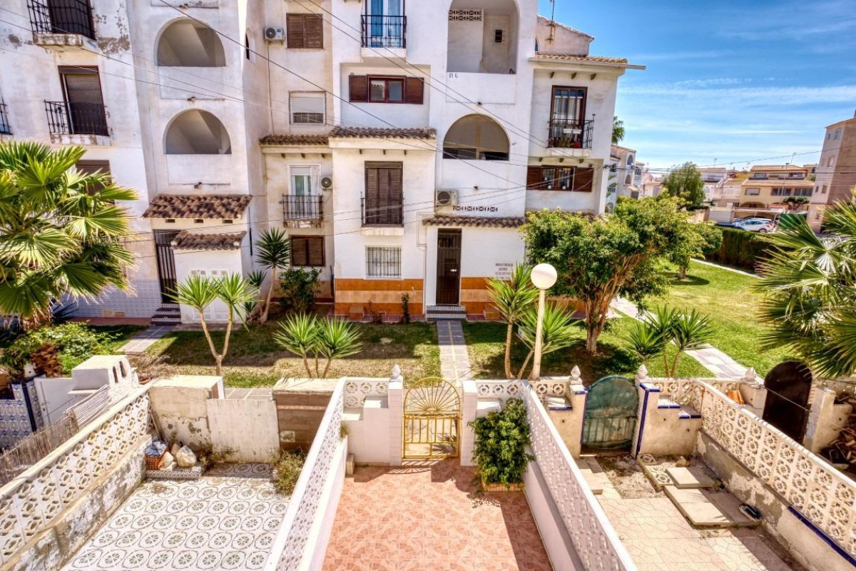 Resale - Casa Tipo Dúplex - Torrevieja - Calas blanca