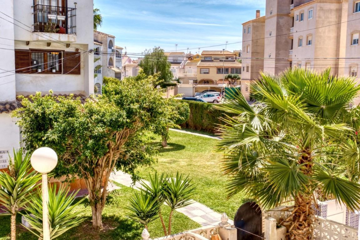 Resale - Casa Tipo Dúplex - Torrevieja - Calas blanca