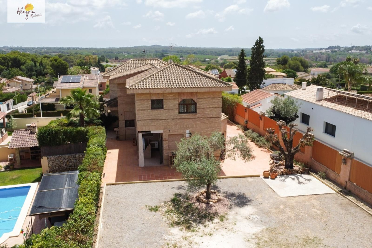 Revente - House - Riba - Roja de Turia - Monte Alcedo