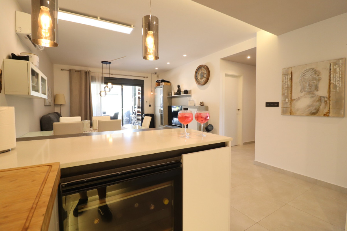 Resale - Apartment  - Guardamar del Segura - El Raso